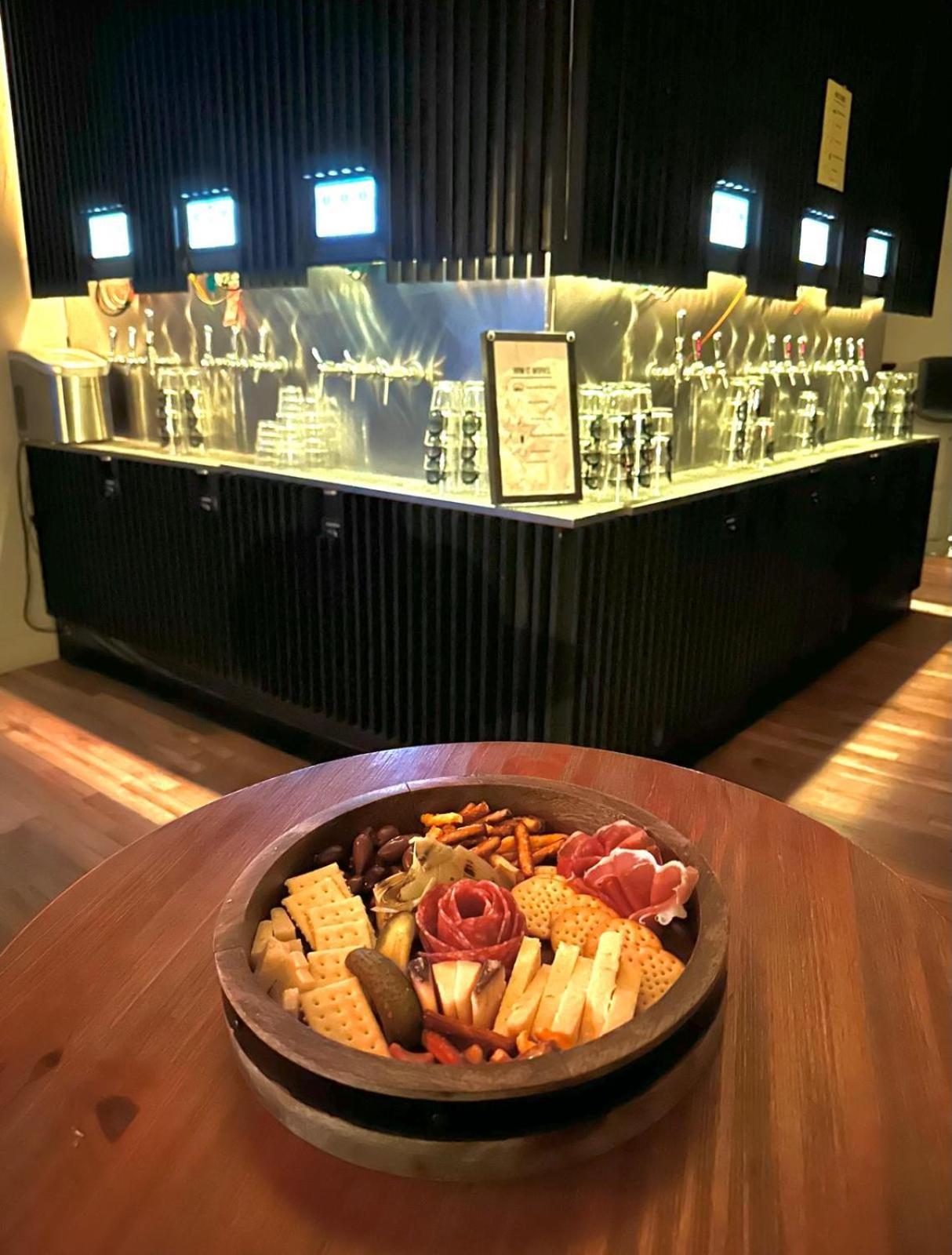 The Well Hotel & Taproom 트리니다드 외부 사진